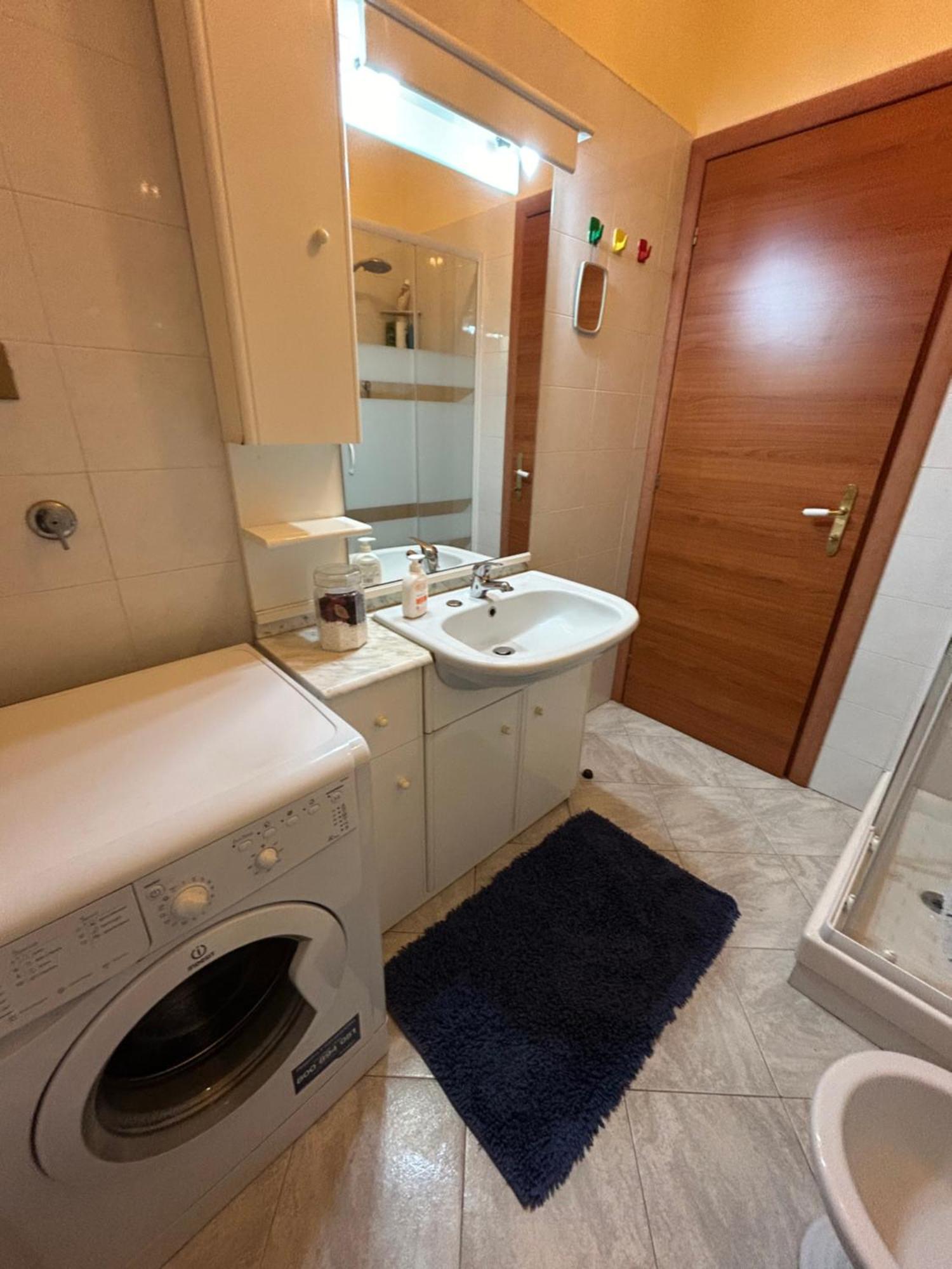 La Casa Di Carla Apartment Genoa Luaran gambar